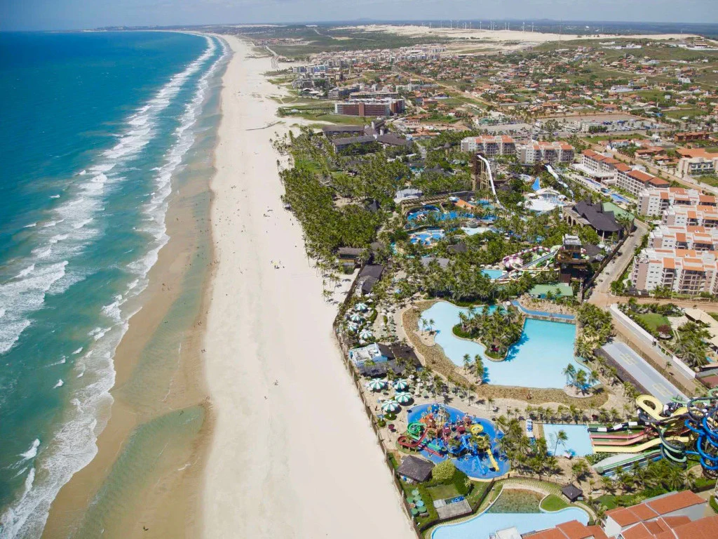 O que fazer em Aquiraz: Beach Park, praias e pontos turísticos