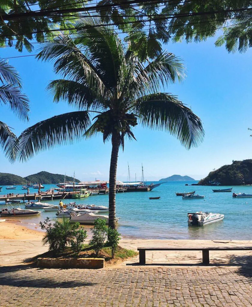 Passeio na Orla Bardot