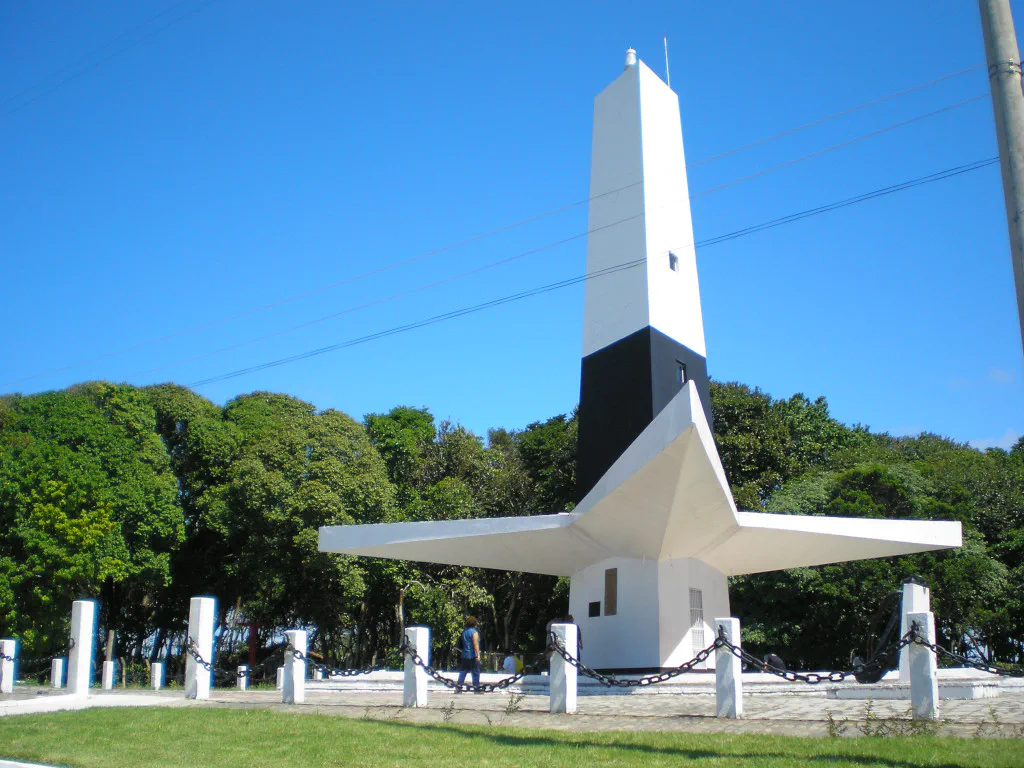 Farol Do Cabo Branco e o Ponta do Seixas