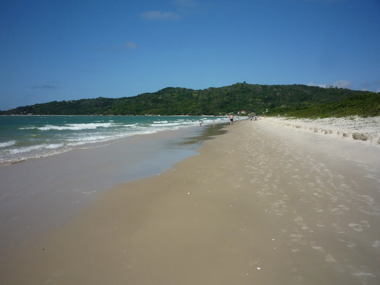 A Praia do Moçambique é segura? Onde eu teria cuidado
