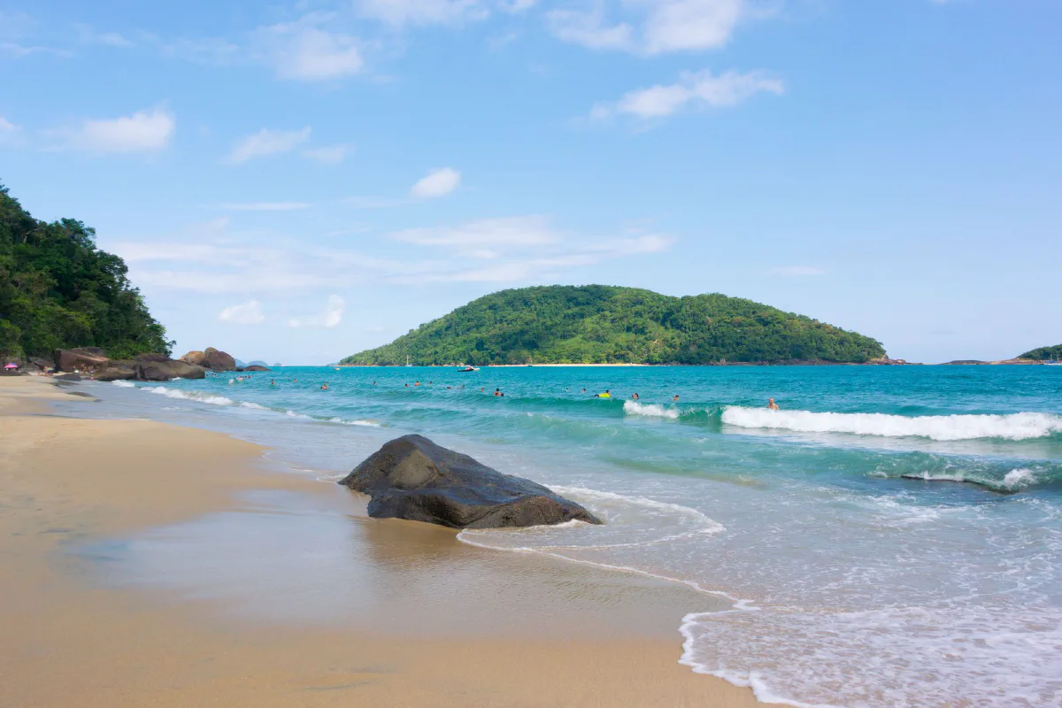 Canto do Itaipu, na Praia do Prumirim, em Ubatuba (SP)