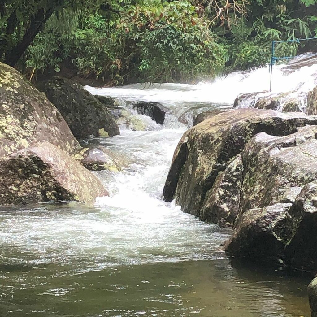 Cachoeira da Toca em Ilhabela - São Paulo